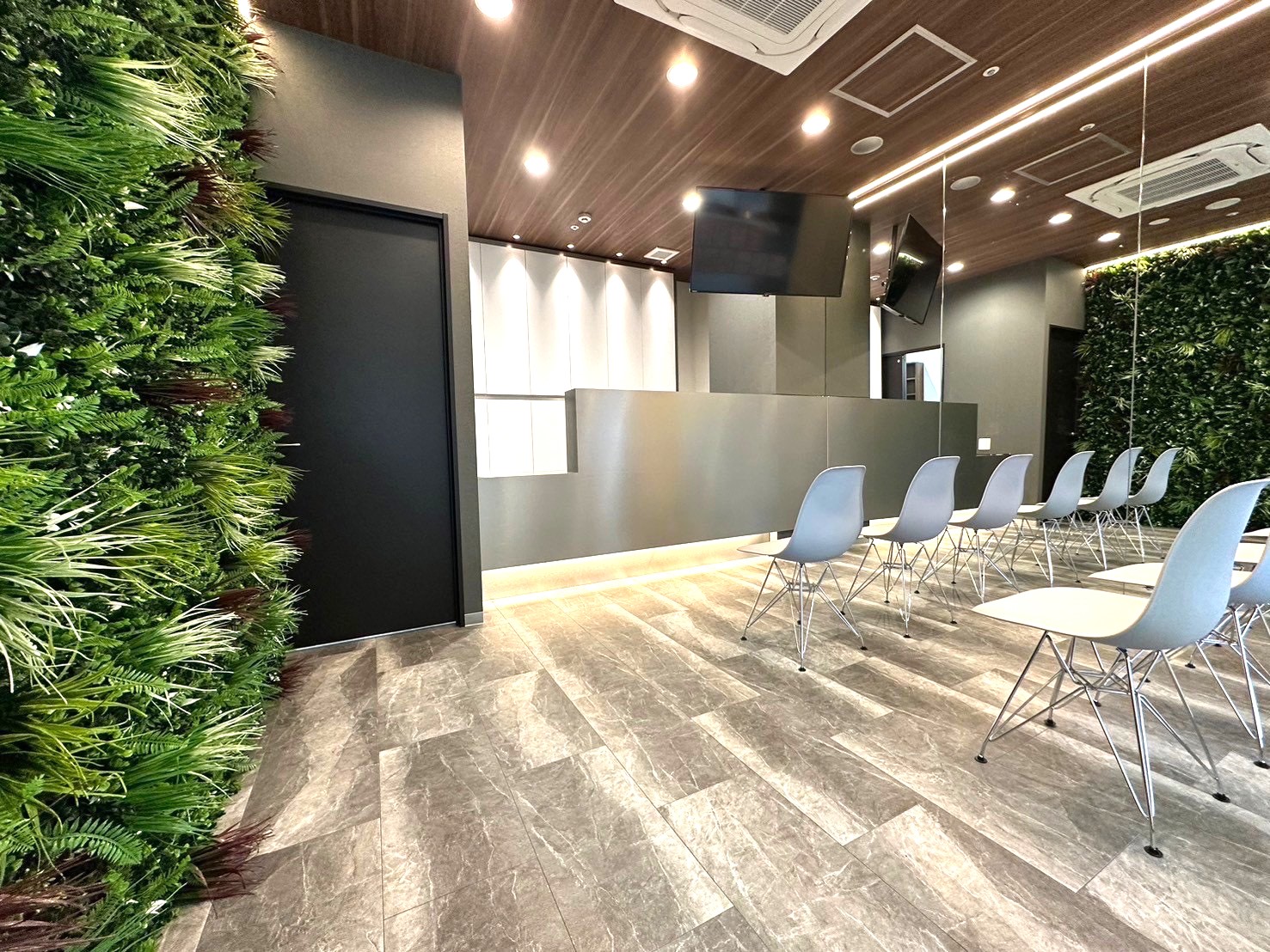 アーバン歯科上大岡駅前院